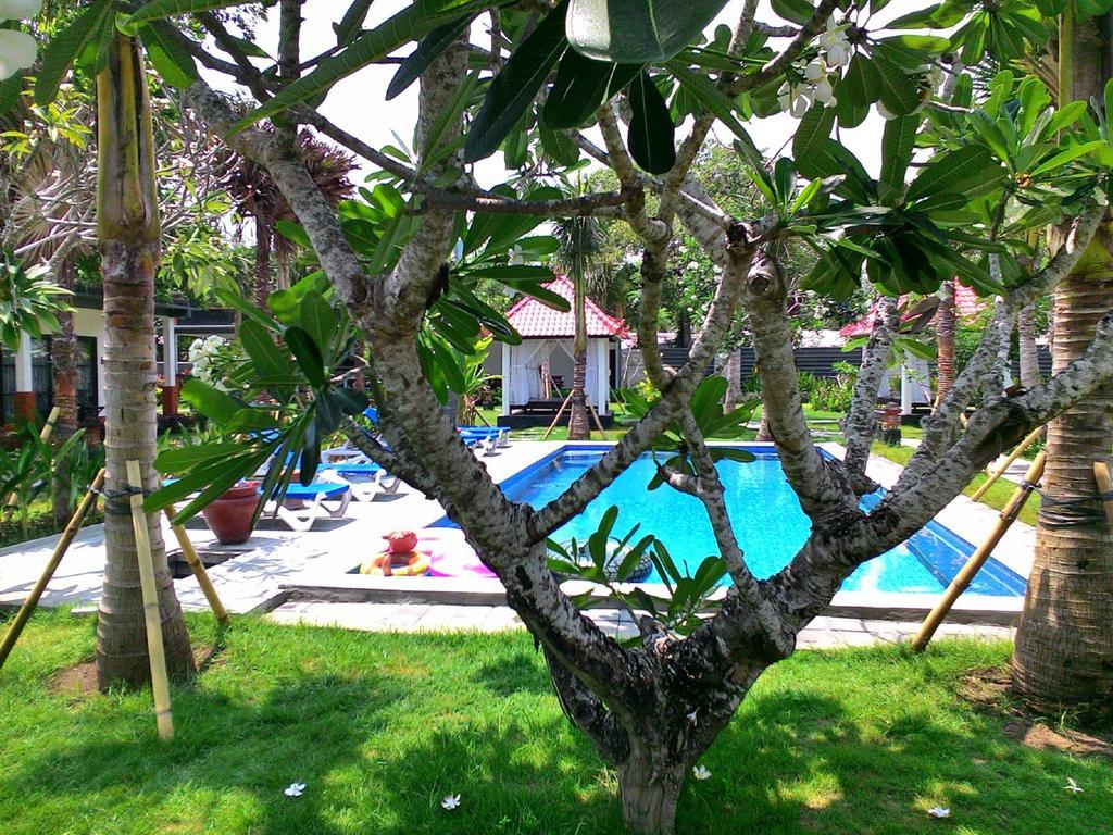D'Mell Bali Hotel Нуса Дуа Екстериор снимка